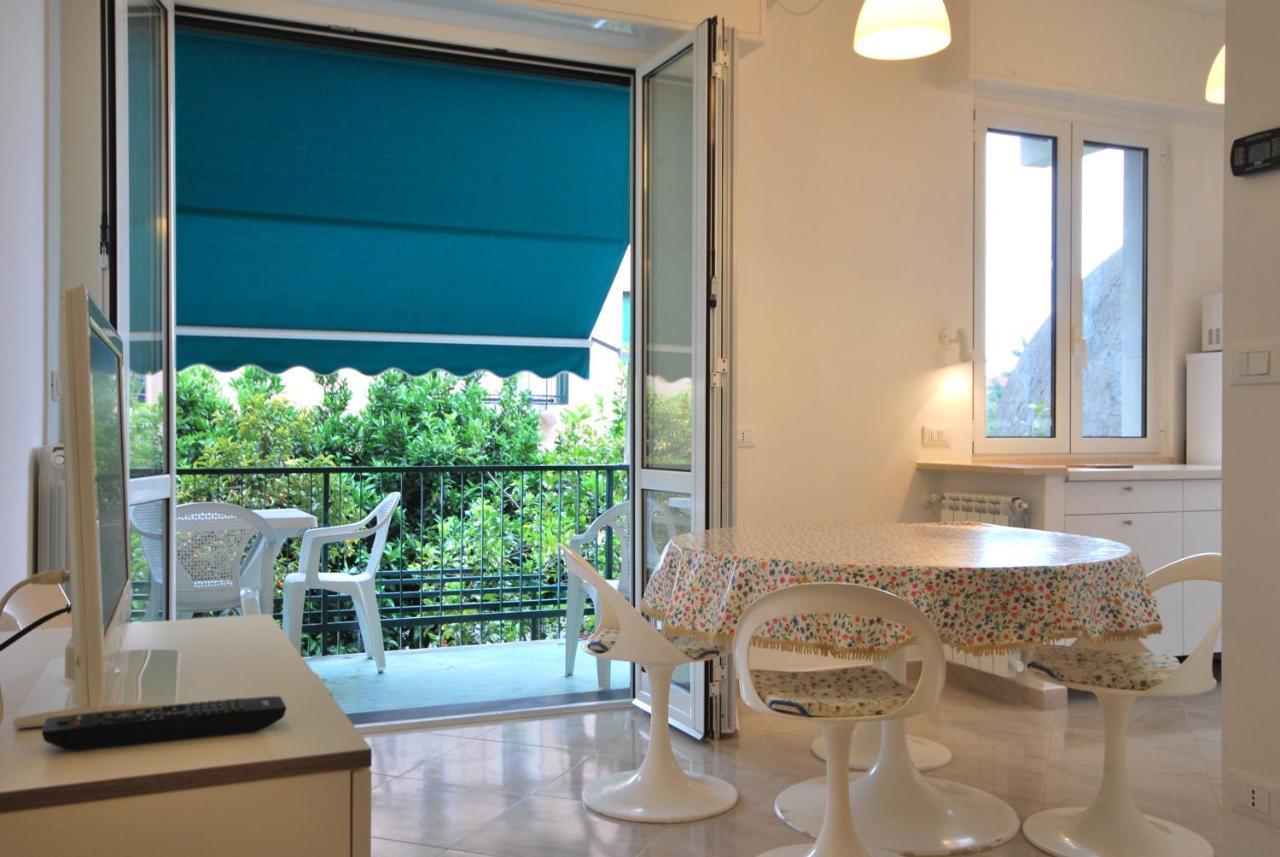 Appartamenti Con Giardino E Posto Auto Per Famiglie 菲纳莱利古雷 外观 照片