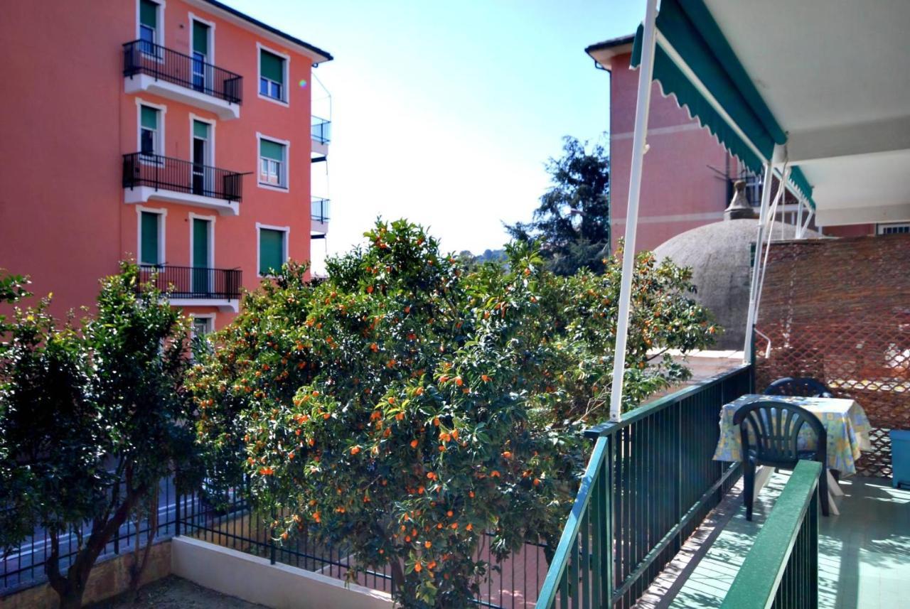 Appartamenti Con Giardino E Posto Auto Per Famiglie 菲纳莱利古雷 外观 照片