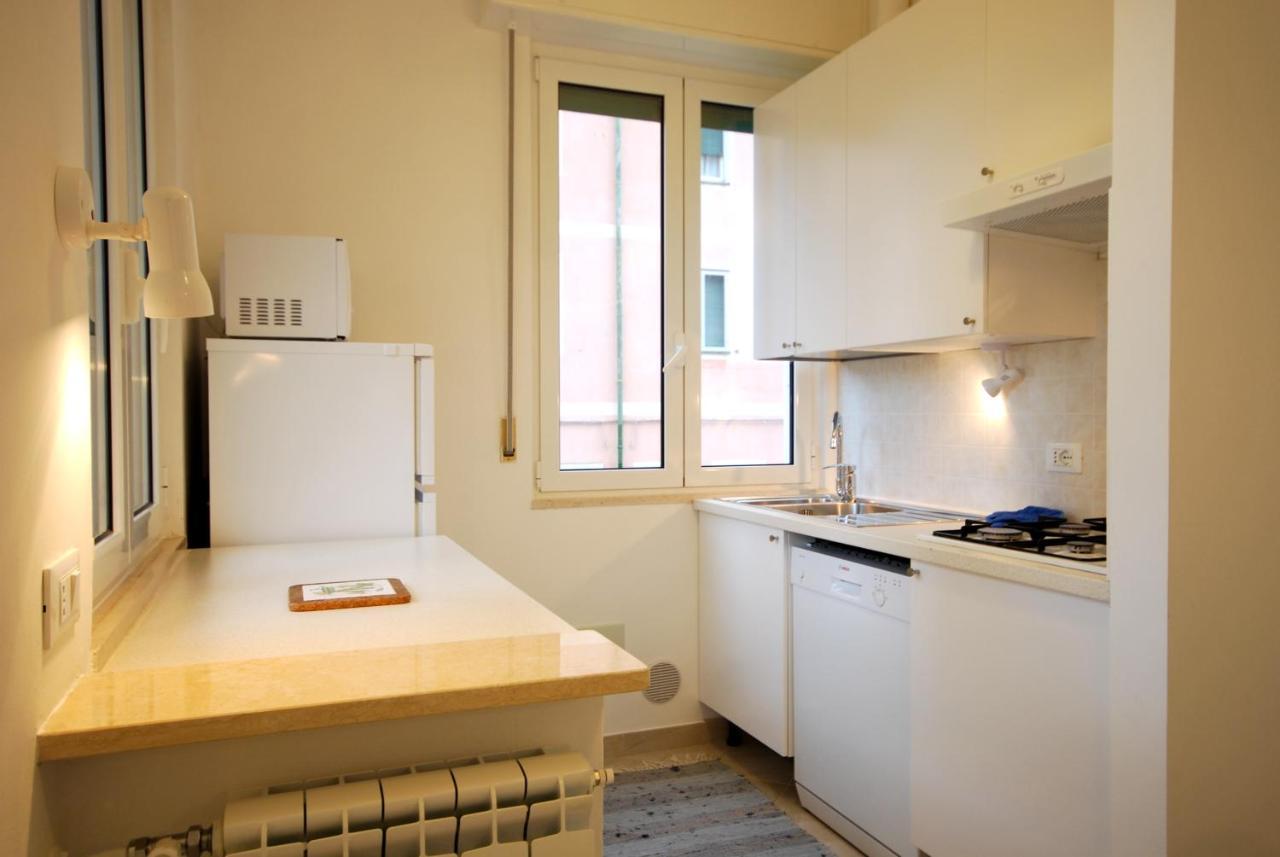Appartamenti Con Giardino E Posto Auto Per Famiglie 菲纳莱利古雷 外观 照片