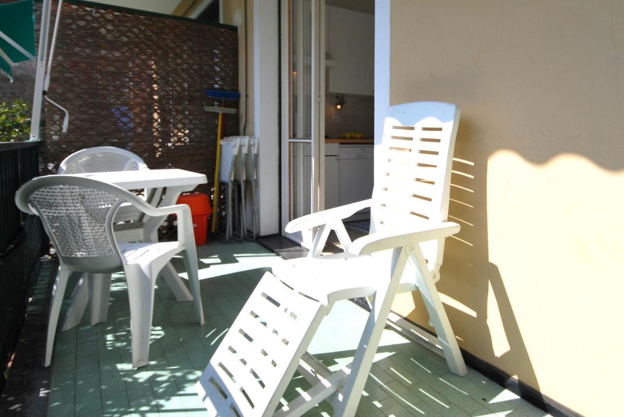 Appartamenti Con Giardino E Posto Auto Per Famiglie 菲纳莱利古雷 外观 照片