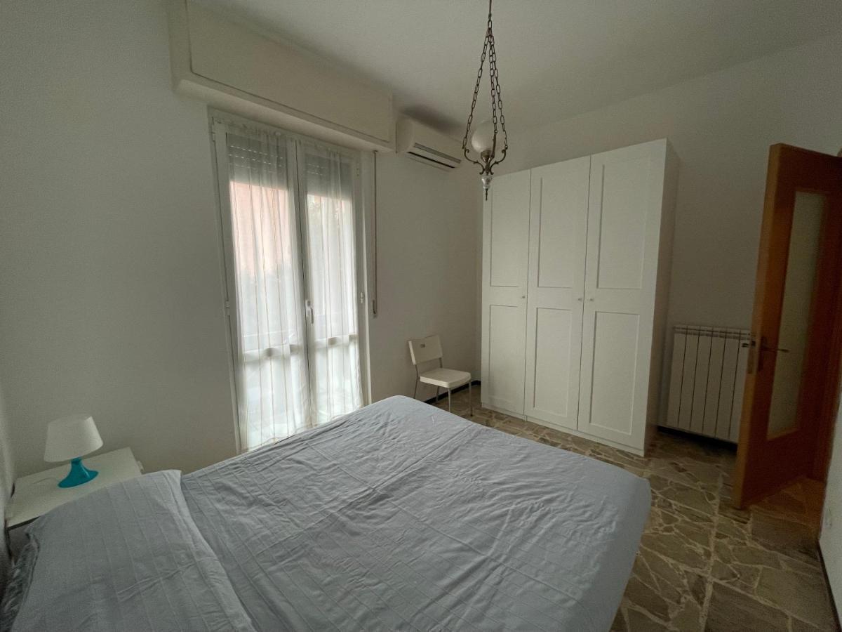 Appartamenti Con Giardino E Posto Auto Per Famiglie 菲纳莱利古雷 外观 照片